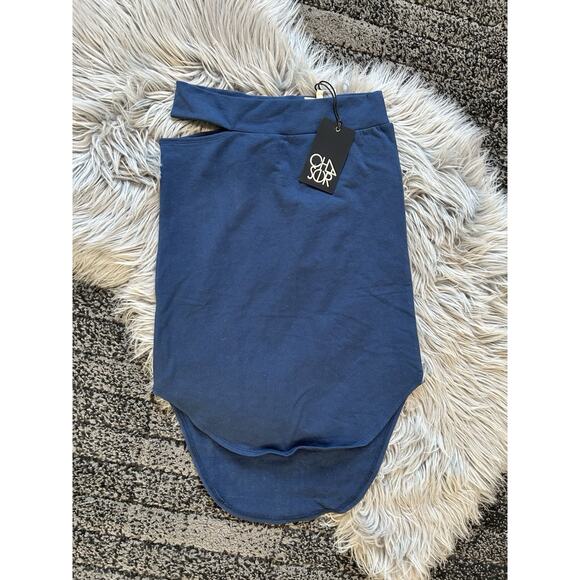 Women's High Low Navy Skirt With Hip Cutout By Chaser Size Small - Picture 4 of 4
